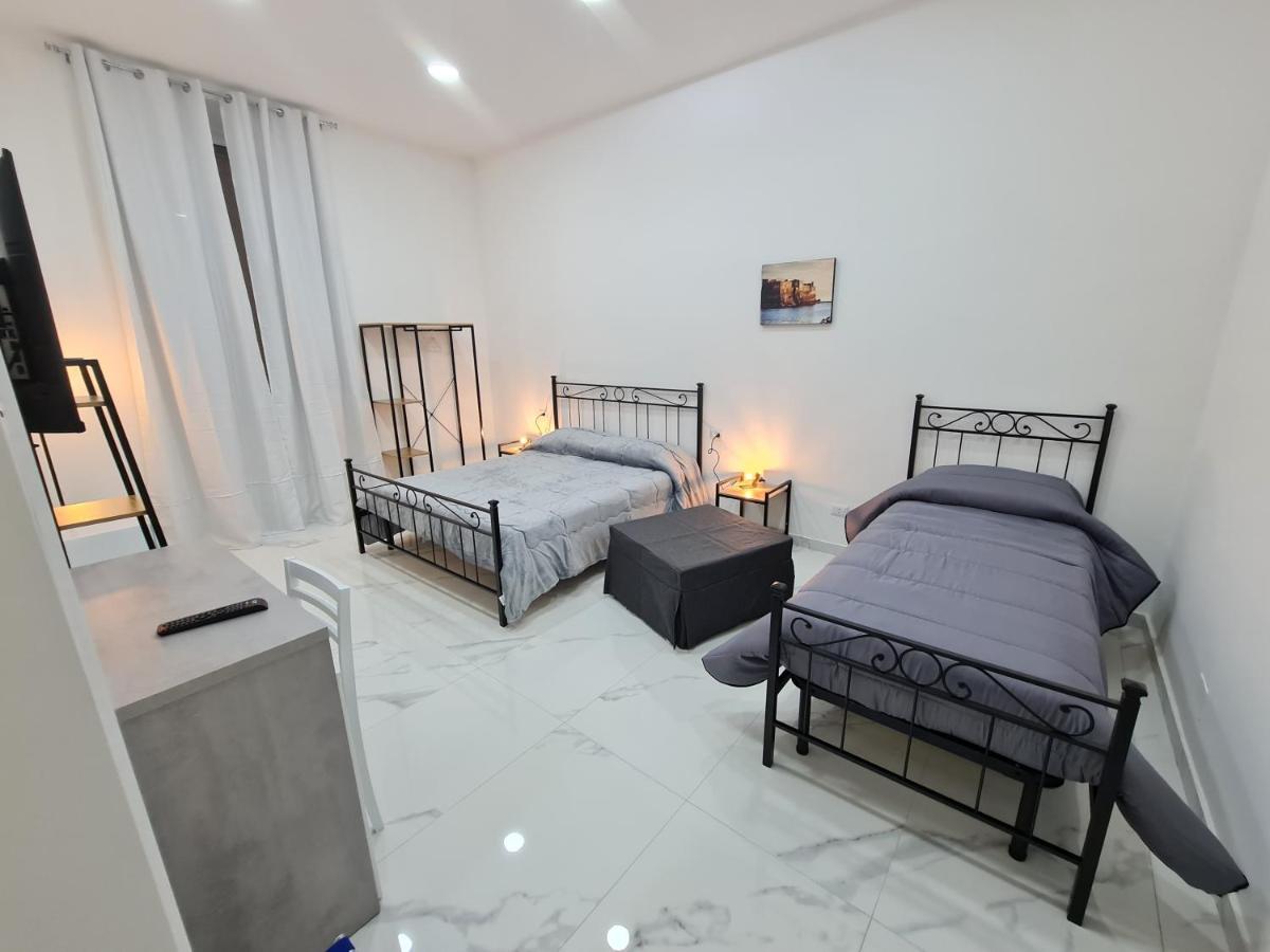 Lumacors House Bed & Breakfast Napoli Exterior foto