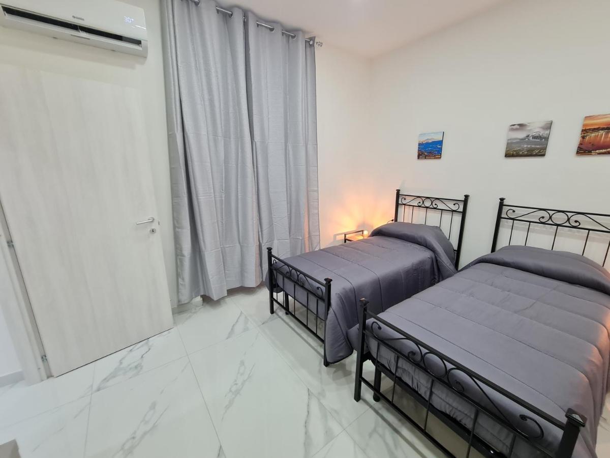 Lumacors House Bed & Breakfast Napoli Exterior foto