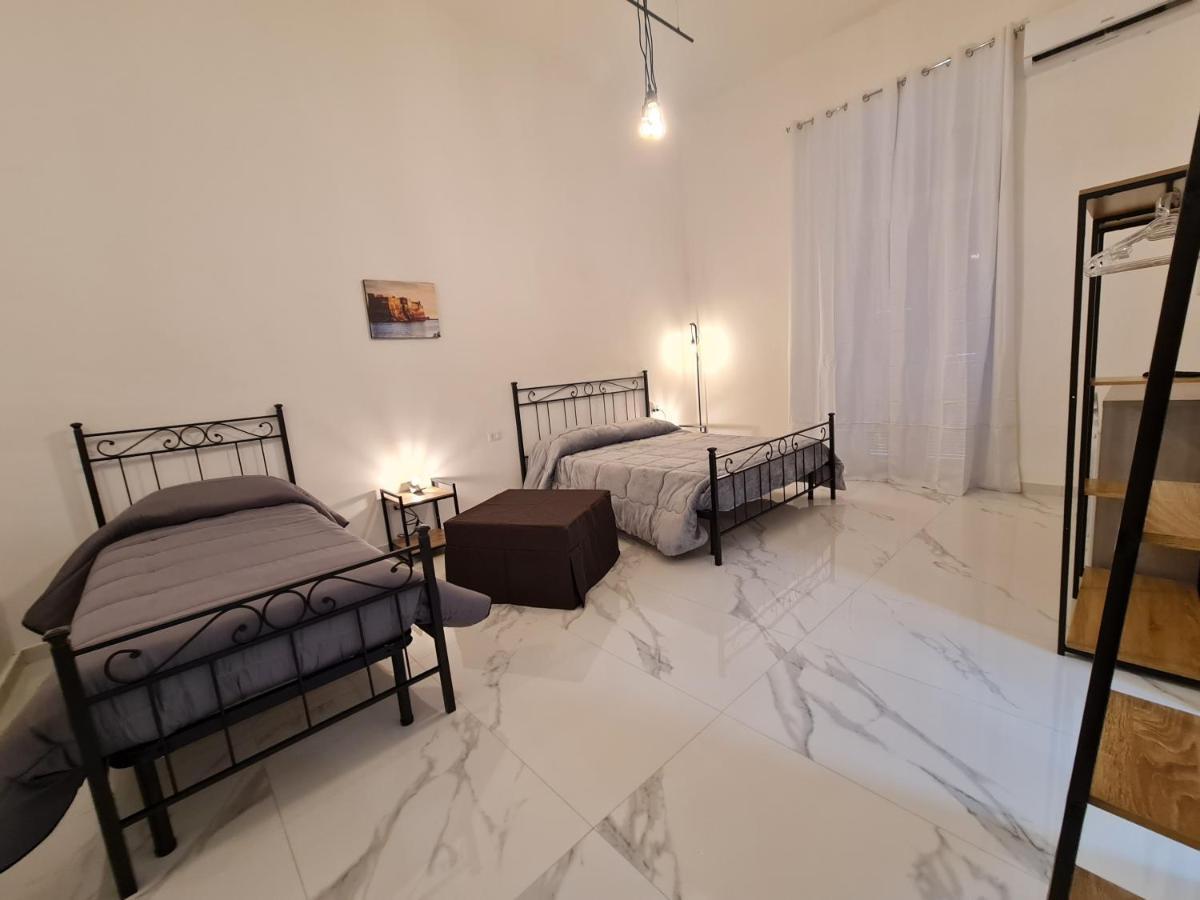 Lumacors House Bed & Breakfast Napoli Exterior foto